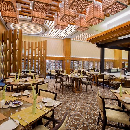 Ayla Grand Hotel Al Ain Exterior photo The restaurant