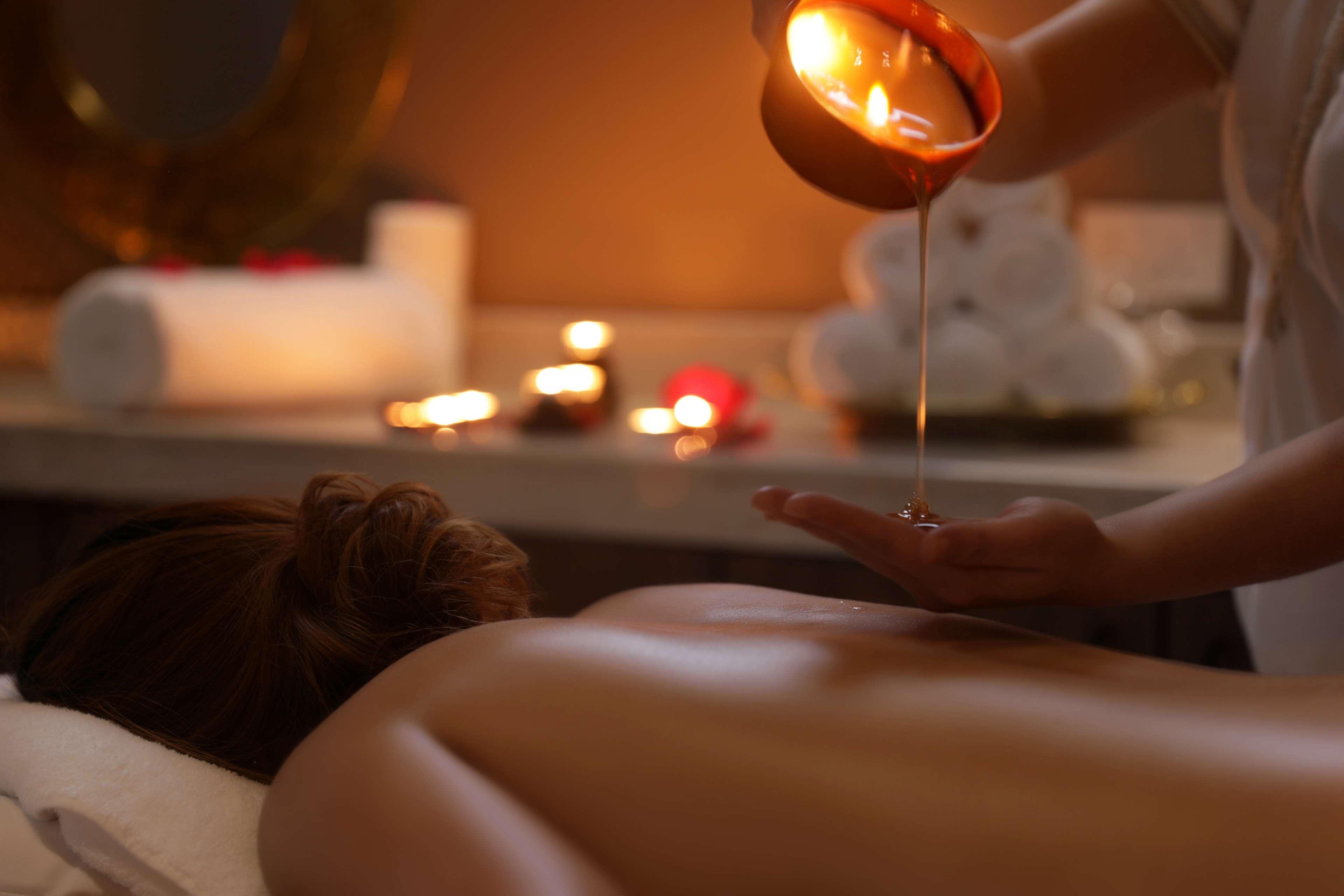 Ayla Grand Hotel Al Ain Exterior photo A massage with hot oil