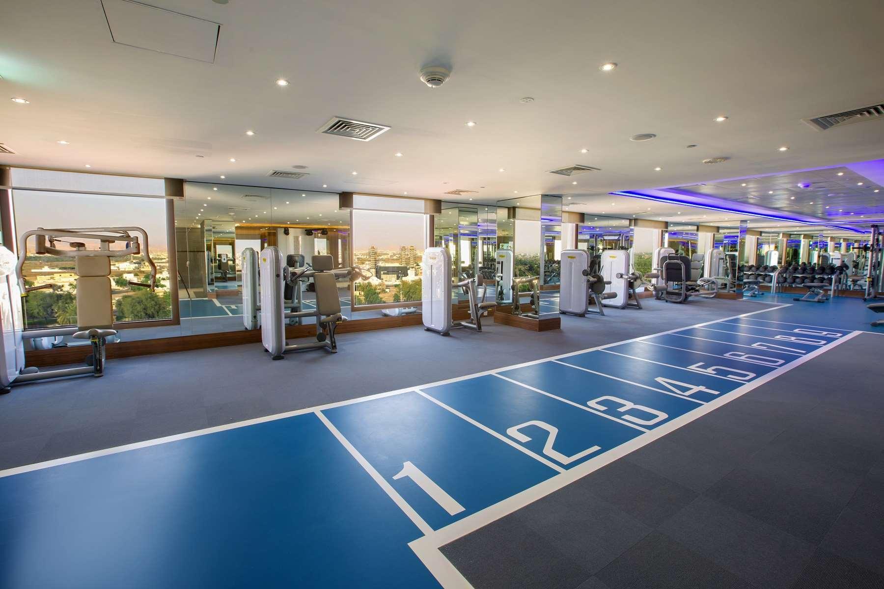 Ayla Grand Hotel Al Ain Exterior photo The gym at the InterContinental