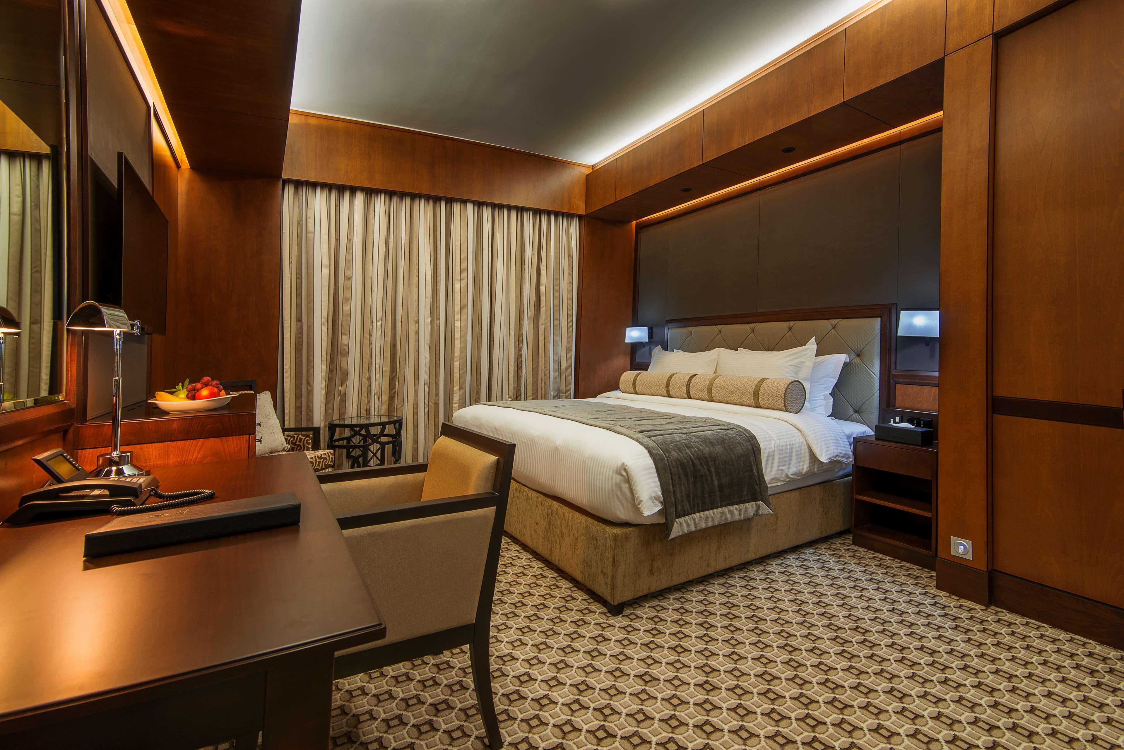 Ayla Grand Hotel Al Ain Exterior photo Deluxe Room