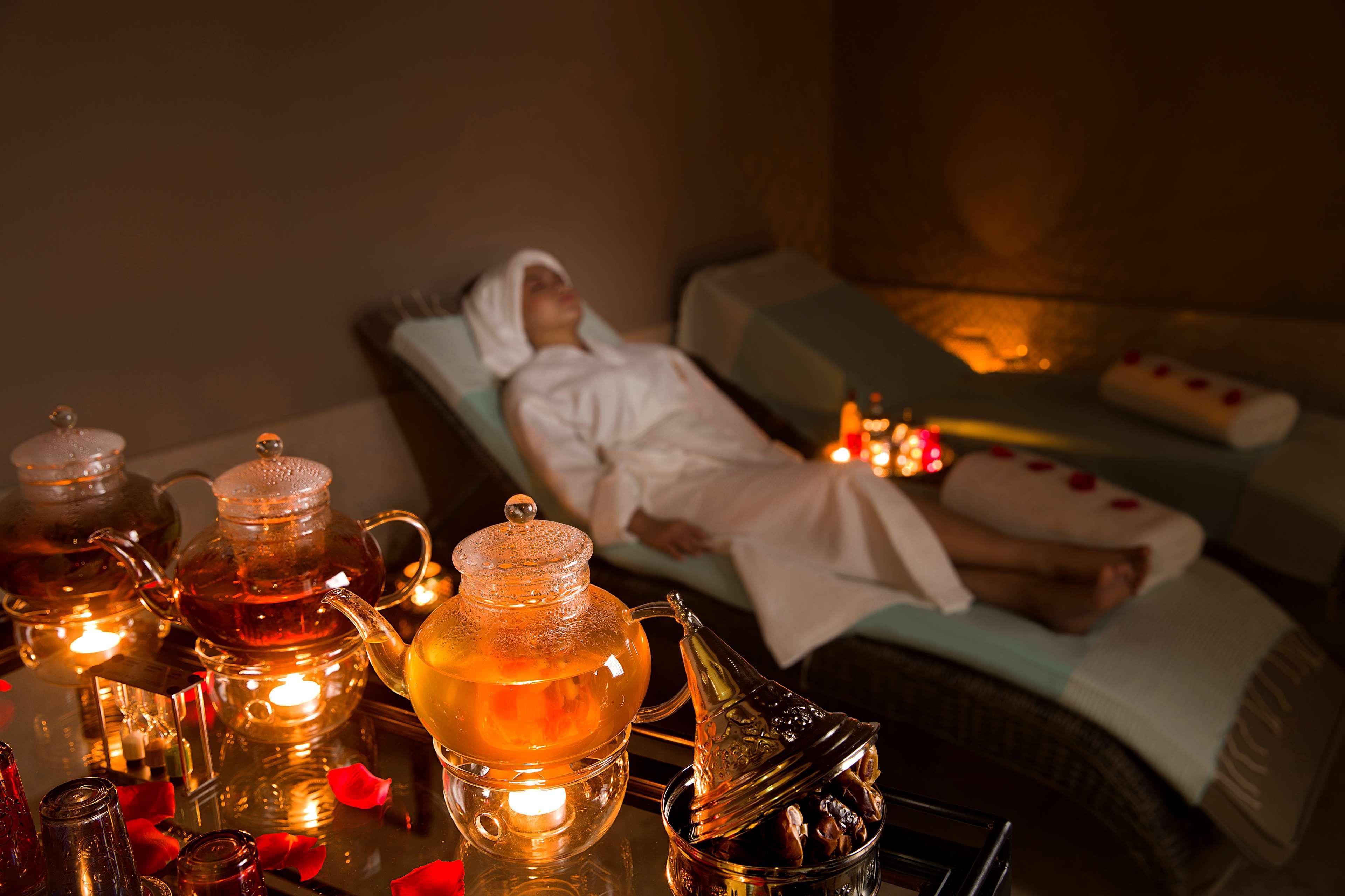 Ayla Grand Hotel Al Ain Exterior photo A spa treatment