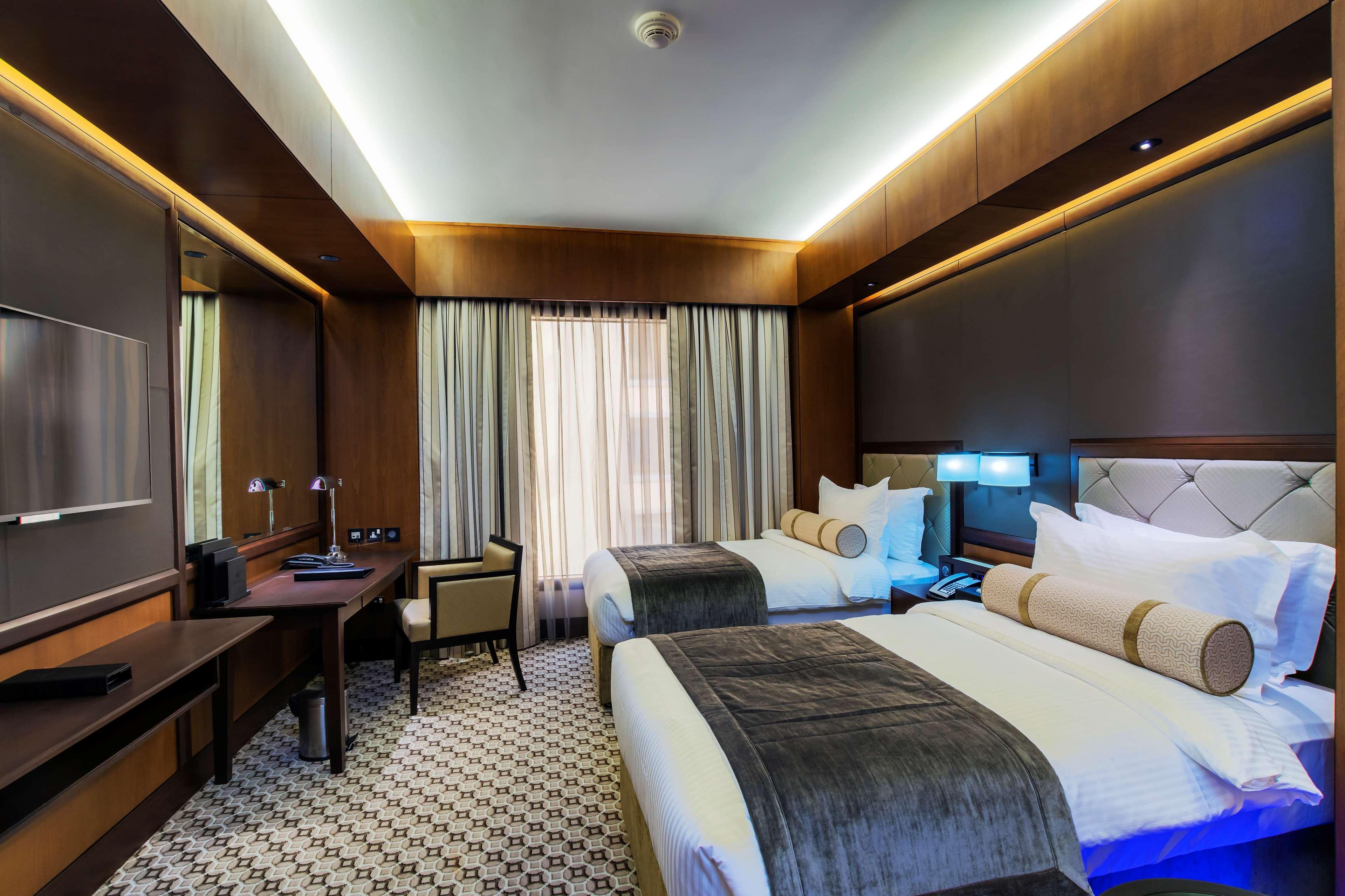 Ayla Grand Hotel Al Ain Exterior photo Deluxe Room