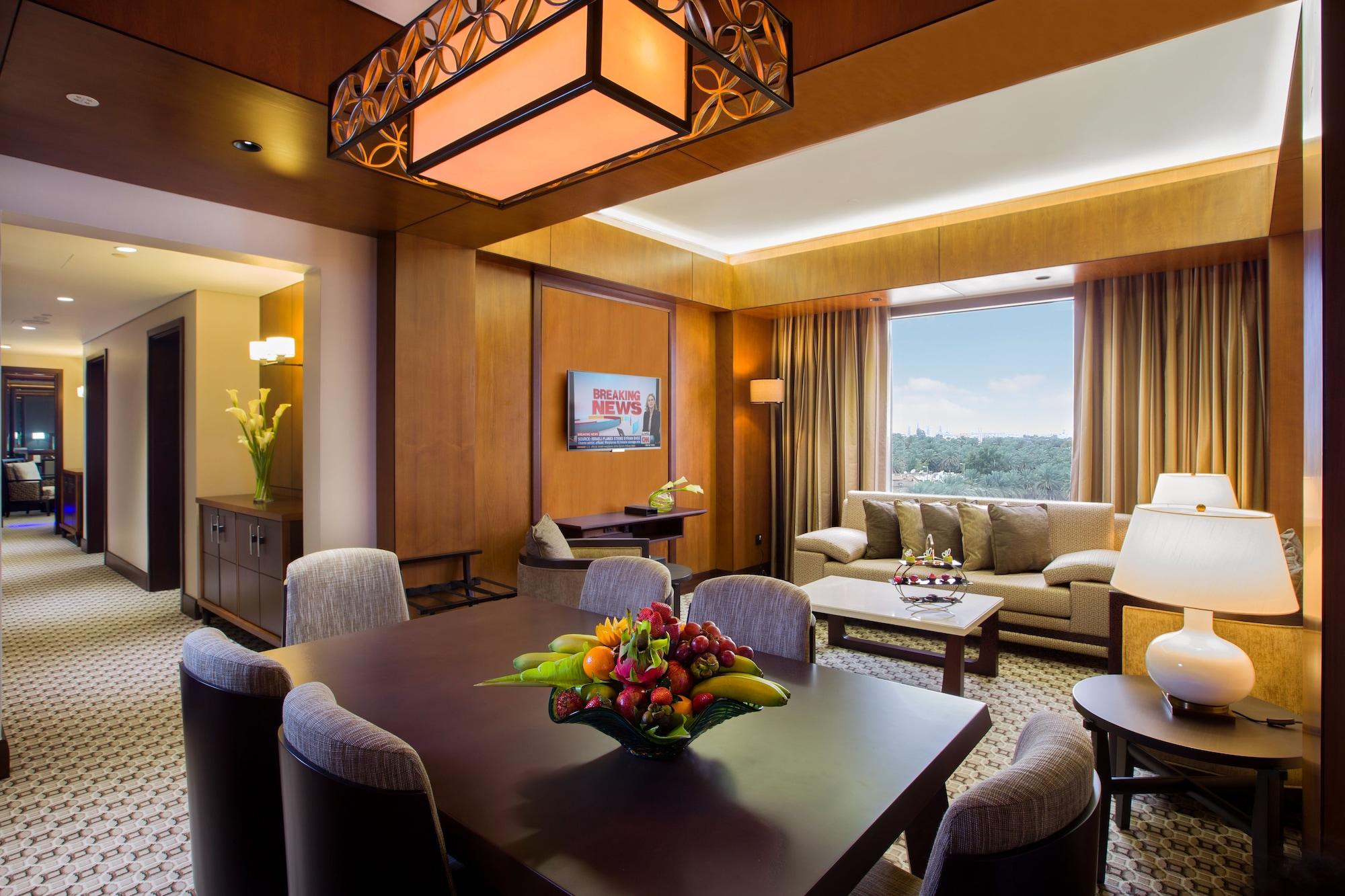 Ayla Grand Hotel Al Ain Exterior photo Suite at the hotel